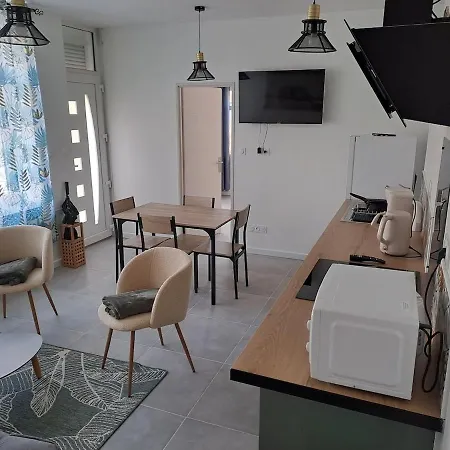 La Baraque Bleriot * 상가트