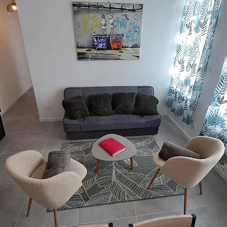 La Baraque Bleriot 아파트 상가트